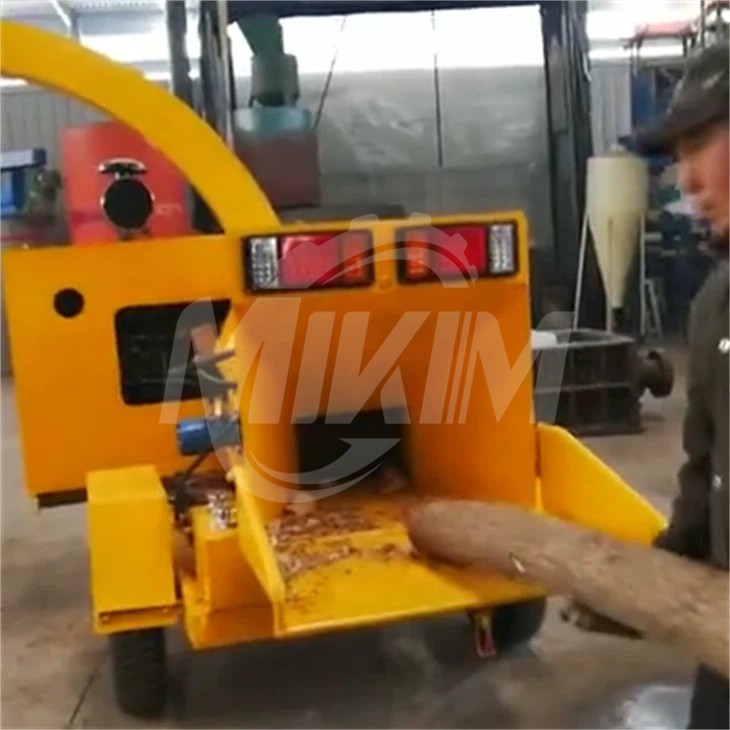 Large Orchard Wood Chipper